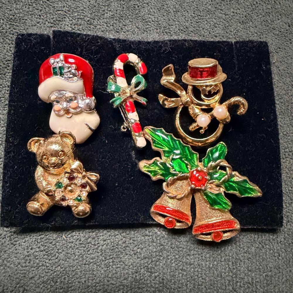 Vintage Christmas Brooch Lot Santa Snowman Teddy Bear Candy Cane Holiday Pins